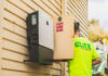 ถอดรหัสจำนวนไมโครอินเวอร์เตอร์: คำนวณอย่างไรให้คุ้มค่าสำหรับ 4kW, 6.5kW, 10.5kW ถอดรหัสจำนวนไมโครอินเวอร์เตอร์: คำนวณอย่างไรให้คุ้มค่าสำหรับ 4kW, 6.5kW, 10.5kW